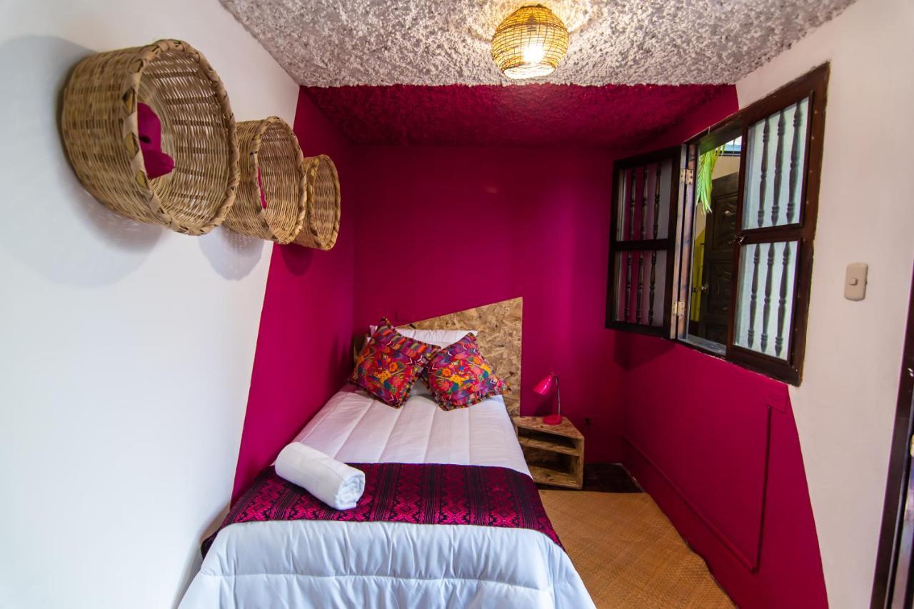 אנטיגואה גואטמלה Why Not Hotel מראה חיצוני תמונה